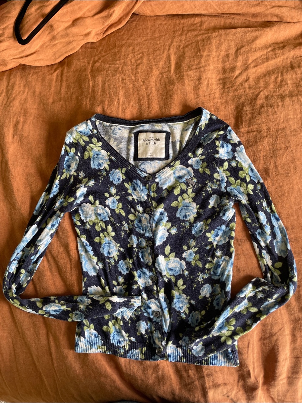 Abercrombie & Fitch Navy Floral V-Neck Button Cardigan